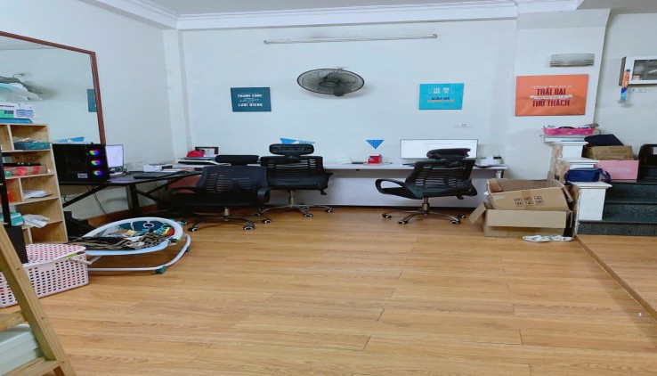 Cho thuê nhà Phố Lương Khánh Thiện, 4 tầng, 35m2, 3 ngủ, 11 Triệu